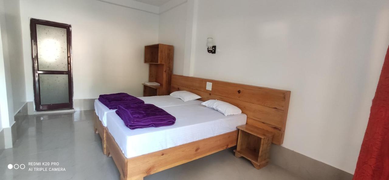 H7 Stay On The Ganges, Yoga & Spa Resort, Rishīkesh Zewnętrze zdjęcie