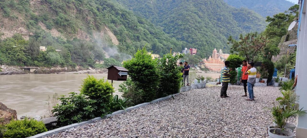 H7 Stay On The Ganges, Yoga & Spa Resort, Rishīkesh Zewnętrze zdjęcie